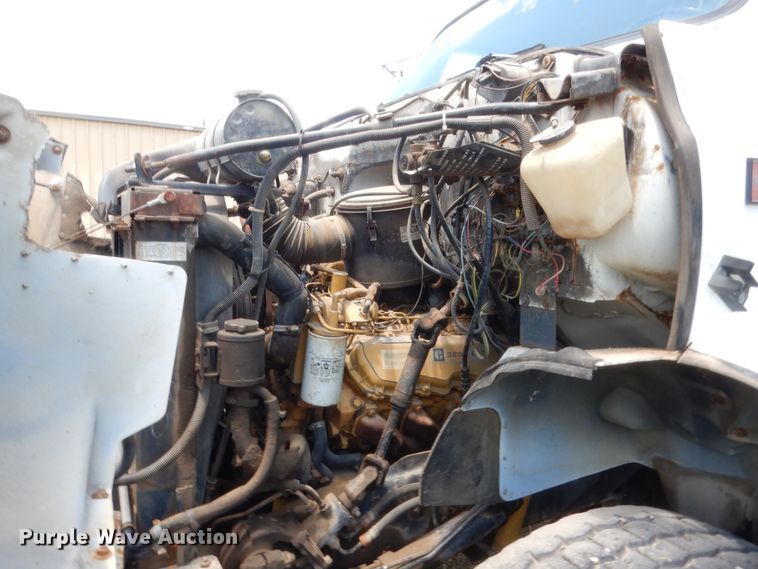 image for item HB9264 1985 GMC 7000  manure spreader truck