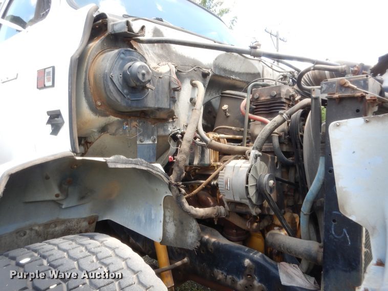 image for item HB9264 1985 GMC 7000  manure spreader truck