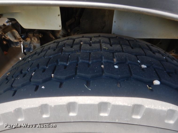 image for item HB9264 1985 GMC 7000  manure spreader truck