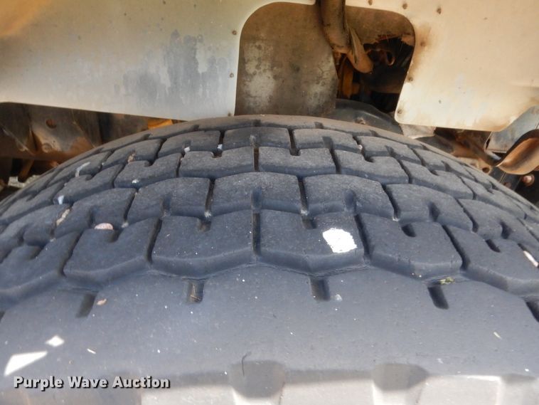 image for item HB9264 1985 GMC 7000  manure spreader truck