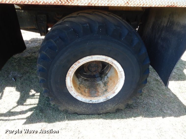 image for item HB9264 1985 GMC 7000  manure spreader truck