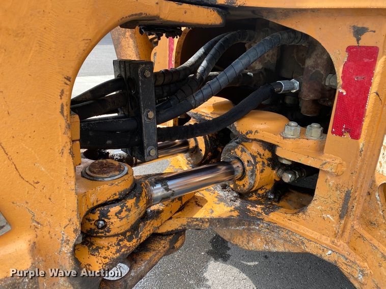 image for item HG9115 2001 Case 580 Super M  backhoe