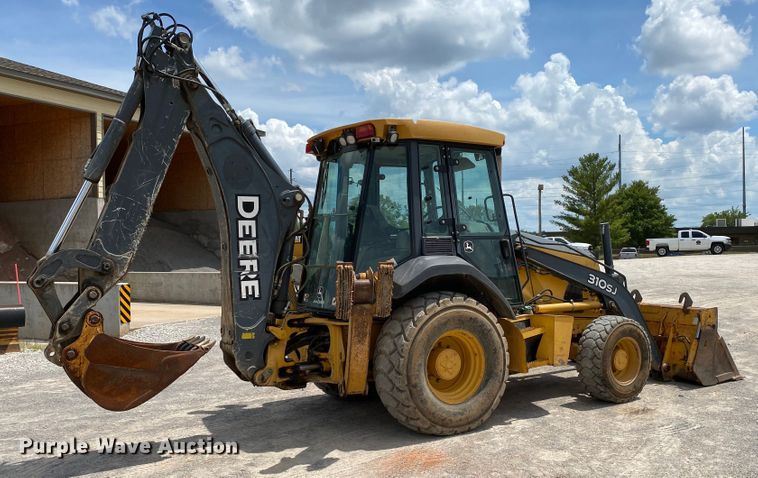 image for item HG9131 2008 John Deere 310SJ  backhoe