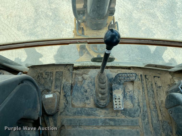 image for item HG9131 2008 John Deere 310SJ  backhoe