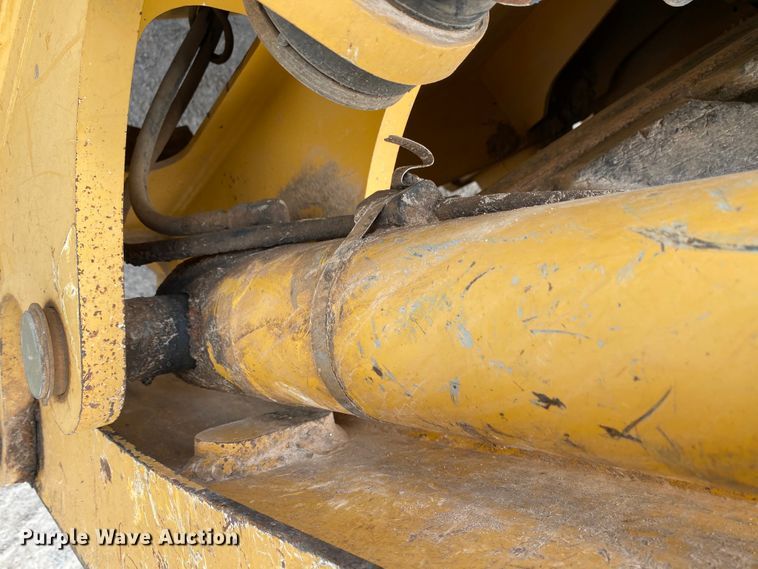 image for item HG9131 2008 John Deere 310SJ  backhoe