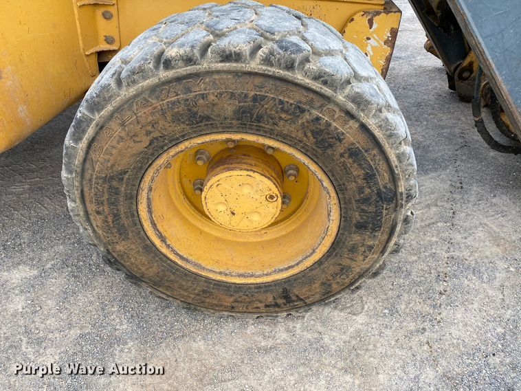 image for item HG9131 2008 John Deere 310SJ  backhoe