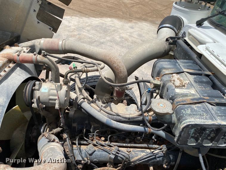 image for item HG9132 1998 Mack RD694P  dump truck