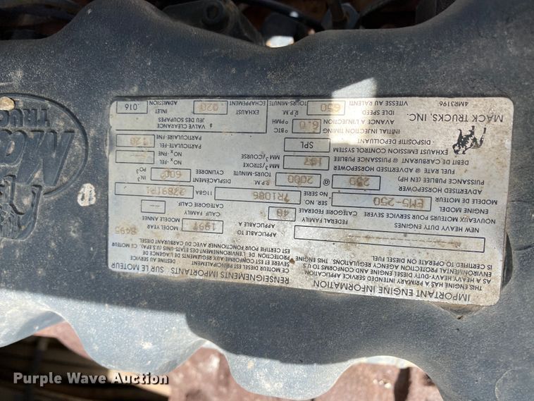 image for item HG9132 1998 Mack RD694P  dump truck