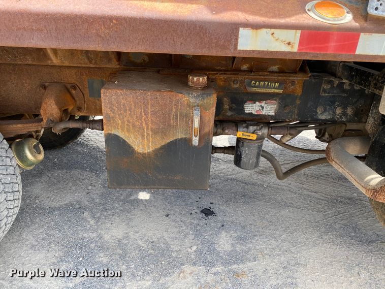 image for item HG9132 1998 Mack RD694P  dump truck