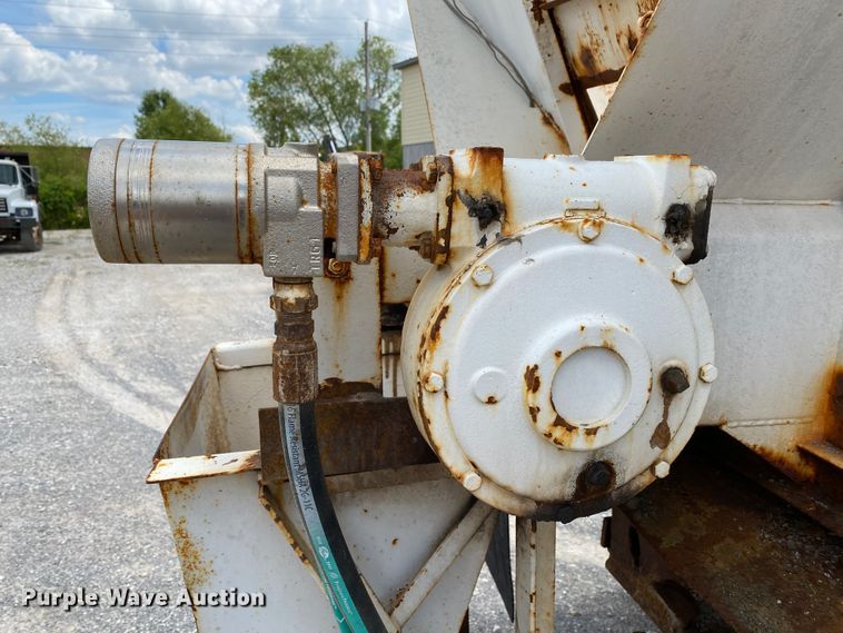 image for item HG9132 1998 Mack RD694P  dump truck