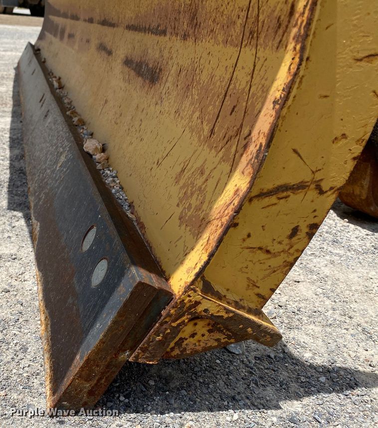 image for item HG9132 1998 Mack RD694P  dump truck