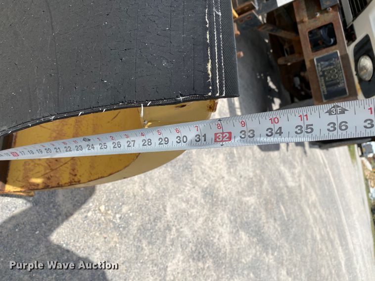 image for item HG9132 1998 Mack RD694P  dump truck