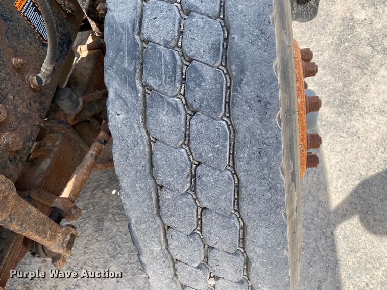 image for item HG9132 1998 Mack RD694P  dump truck