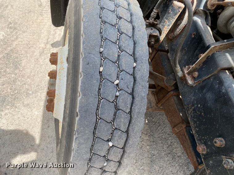 image for item HG9132 1998 Mack RD694P  dump truck