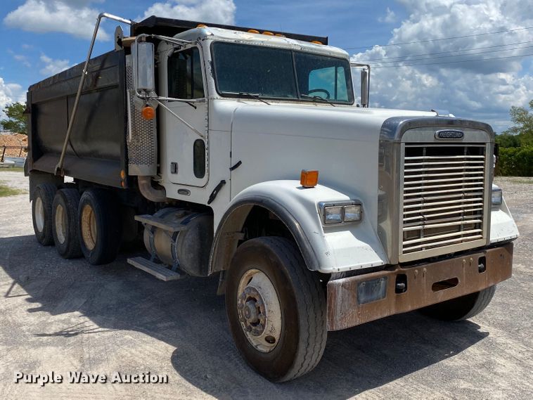 image for item HG9133 2004 Freightliner FL120  dump truck