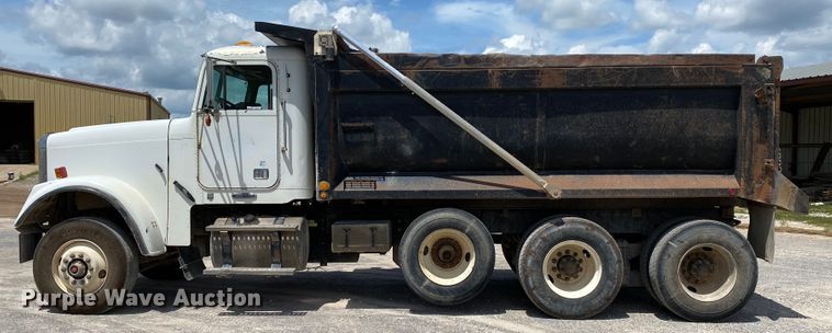 image for item HG9133 2004 Freightliner FL120  dump truck