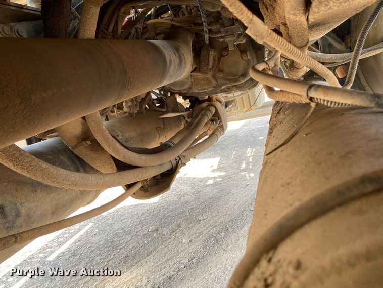 image for item HG9133 2004 Freightliner FL120  dump truck