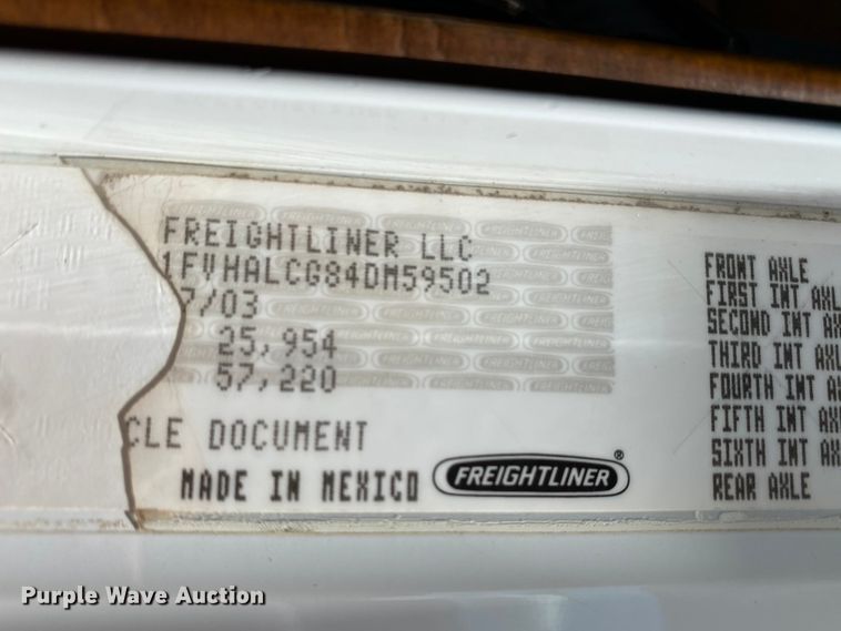 image for item HG9133 2004 Freightliner FL120  dump truck