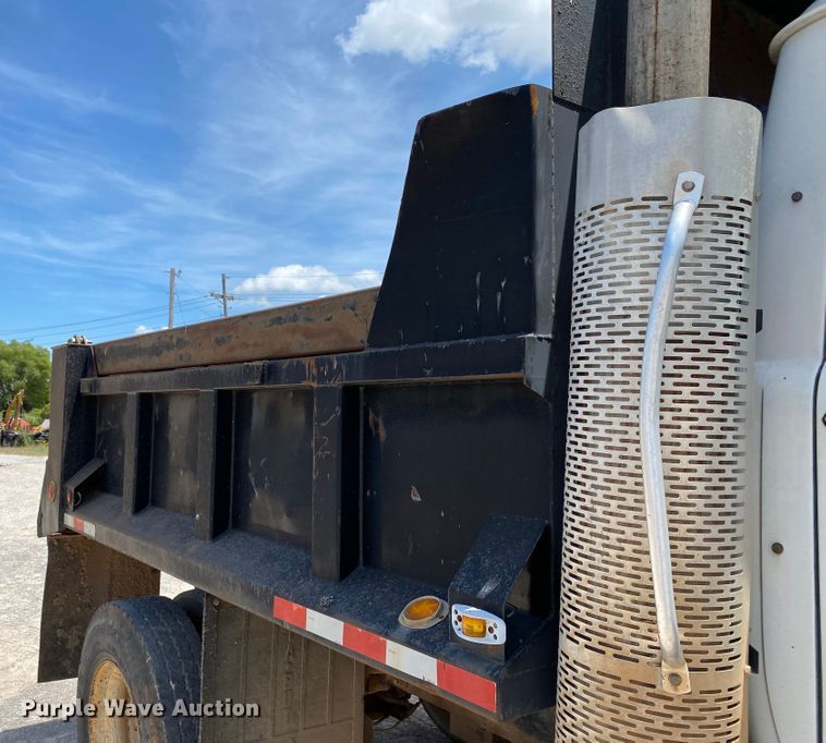 image for item HG9134 1998 Mack RD694P  dump truck