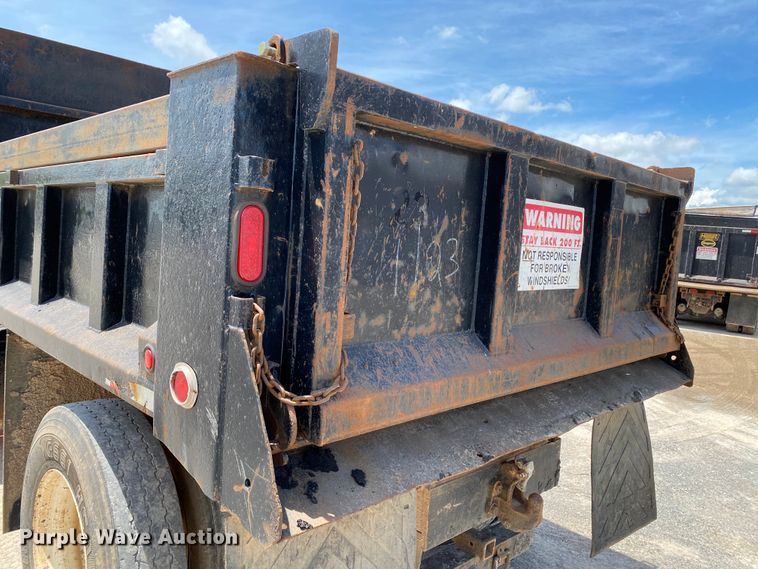 image for item HG9134 1998 Mack RD694P  dump truck