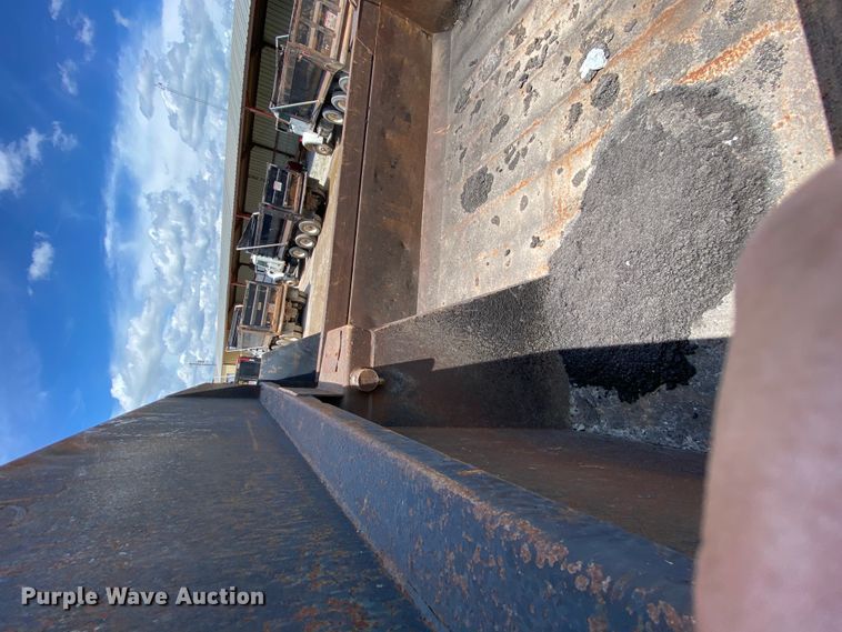 image for item HG9134 1998 Mack RD694P  dump truck