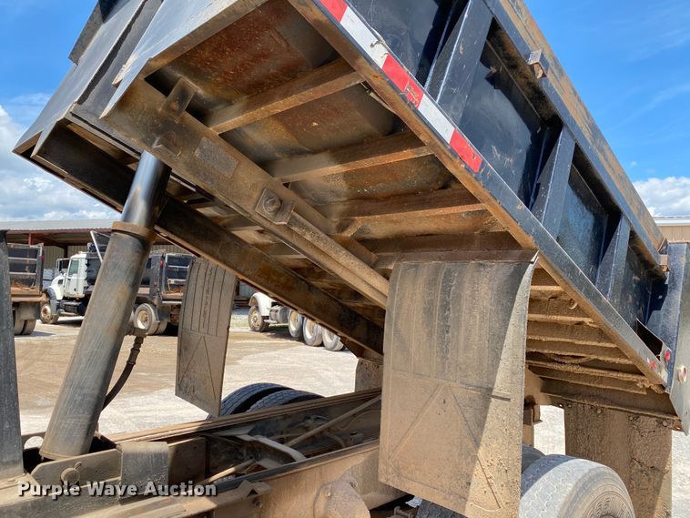 image for item HG9134 1998 Mack RD694P  dump truck