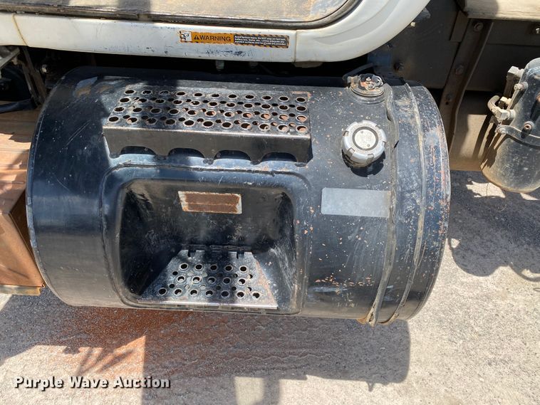 image for item HG9134 1998 Mack RD694P  dump truck