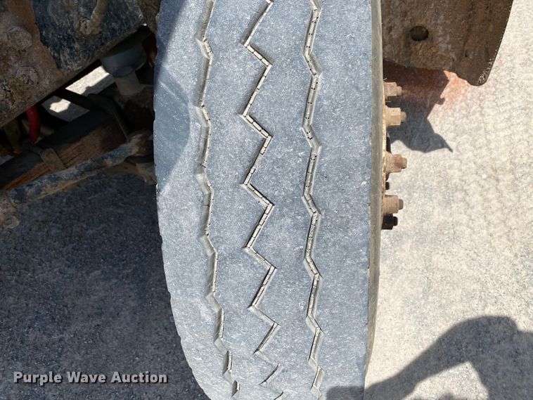 image for item HG9134 1998 Mack RD694P  dump truck