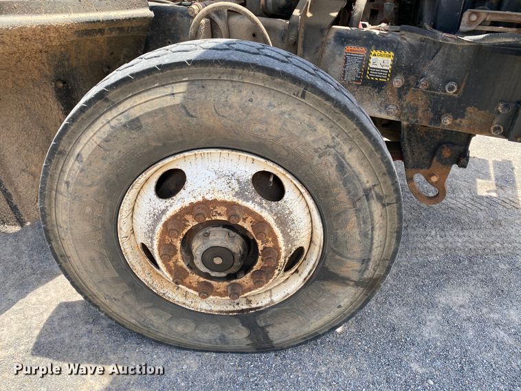 image for item HG9134 1998 Mack RD694P  dump truck