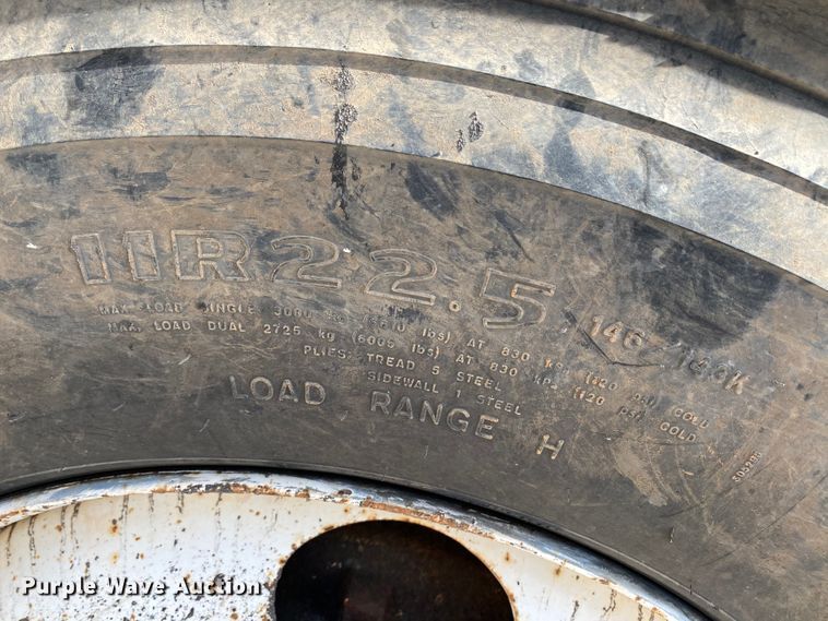 image for item HG9134 1998 Mack RD694P  dump truck