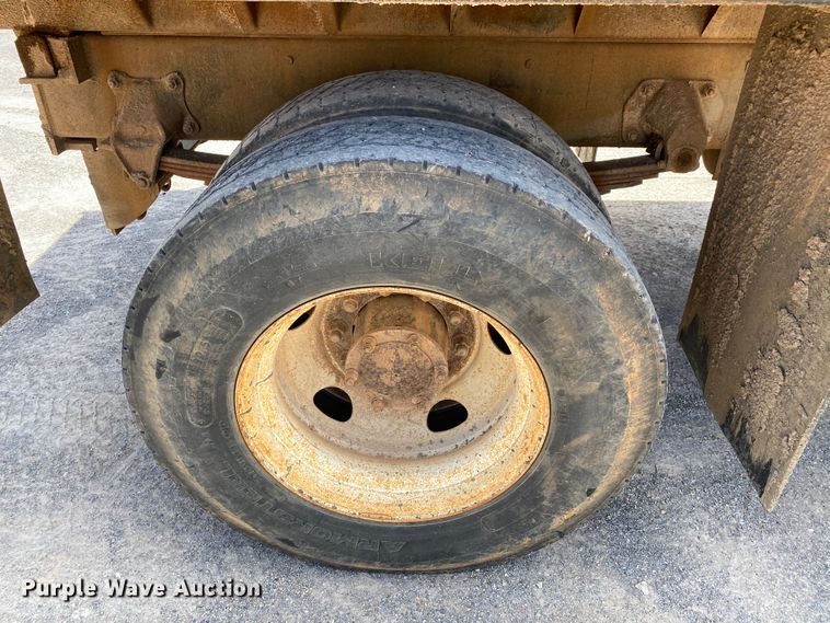 image for item HG9134 1998 Mack RD694P  dump truck
