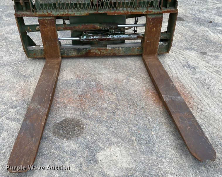 image for item HG9135 Lull 10K  telehandler