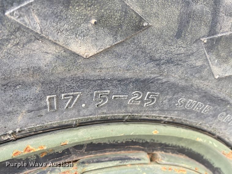 image for item HG9135 Lull 10K  telehandler