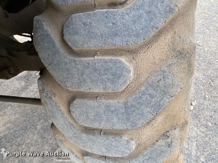 image for item HG9135 Lull 10K  telehandler