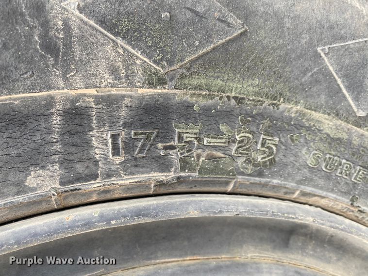 image for item HG9135 Lull 10K  telehandler