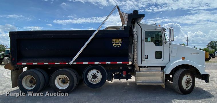 image for item HG9136 2014 Kenworth T805  dump truck