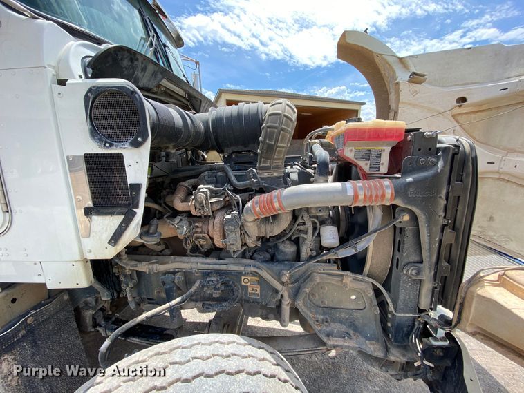 image for item HG9136 2014 Kenworth T805  dump truck