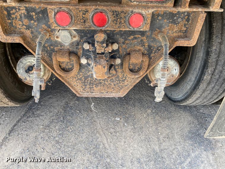 image for item HG9136 2014 Kenworth T805  dump truck