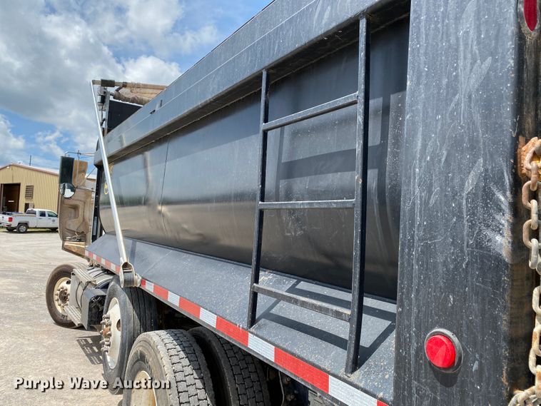 image for item HG9136 2014 Kenworth T805  dump truck