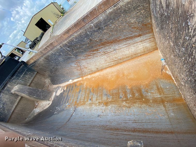 image for item HG9136 2014 Kenworth T805  dump truck