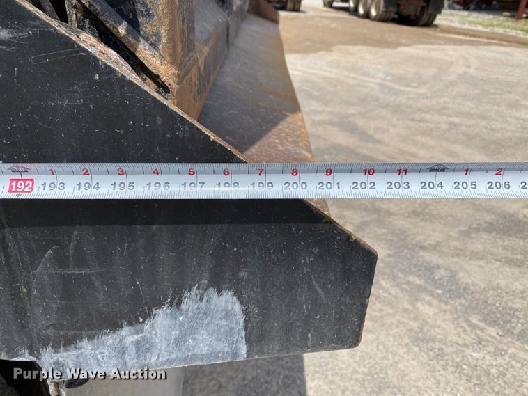 image for item HG9136 2014 Kenworth T805  dump truck