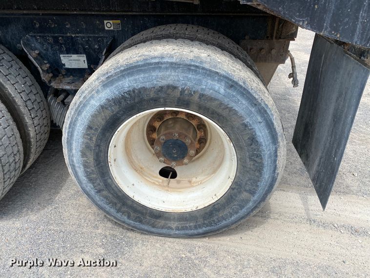 image for item HG9136 2014 Kenworth T805  dump truck