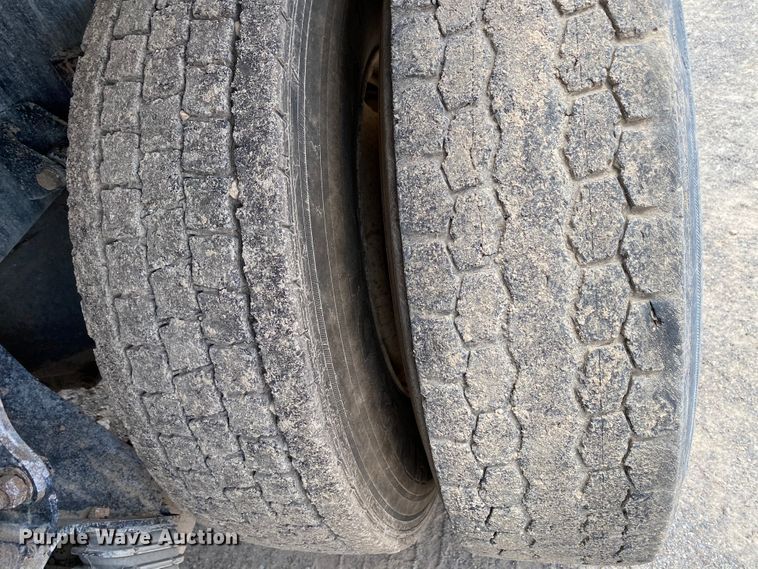 image for item HG9136 2014 Kenworth T805  dump truck