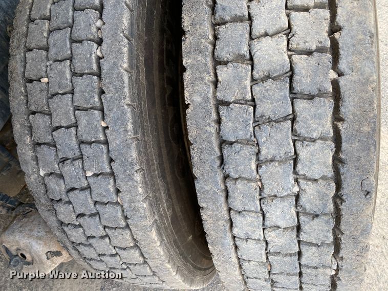 image for item HG9136 2014 Kenworth T805  dump truck