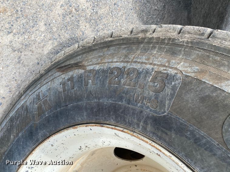 image for item HG9136 2014 Kenworth T805  dump truck