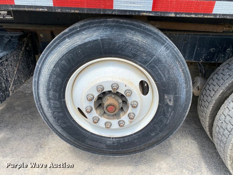 image for item HG9136 2014 Kenworth T805  dump truck