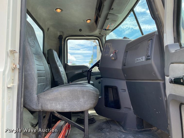 image for item HG9137 2009 Mack Granite GU713  dump truck