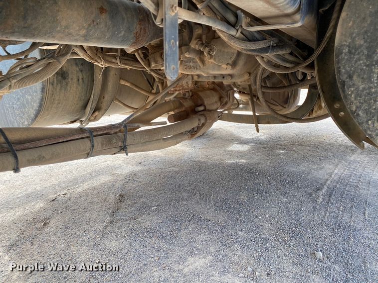 image for item HG9137 2009 Mack Granite GU713  dump truck