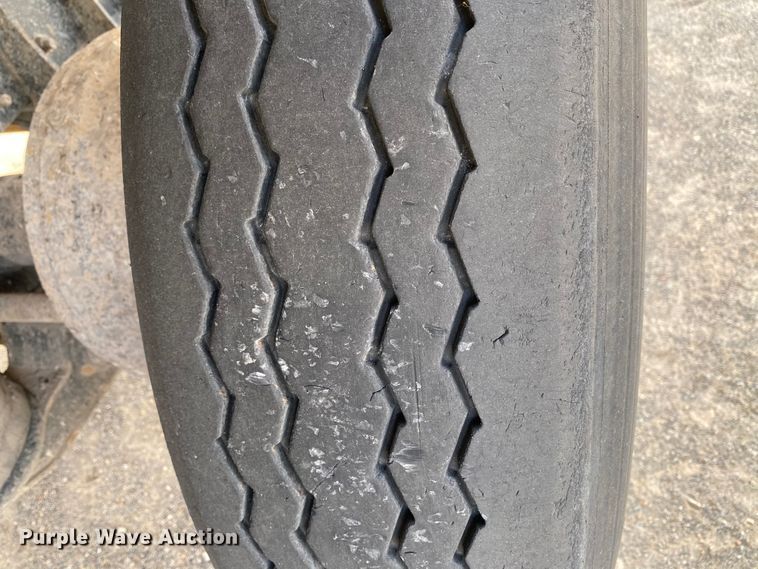 image for item HG9137 2009 Mack Granite GU713  dump truck