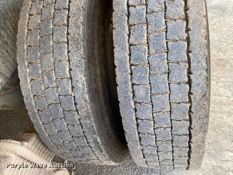 image for item HG9137 2009 Mack Granite GU713  dump truck